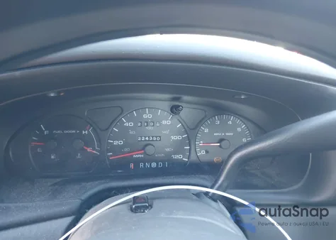 2001 Ford Taurus Ses z USA, uszkodzony, nr VIN 1FAFP55201A252782